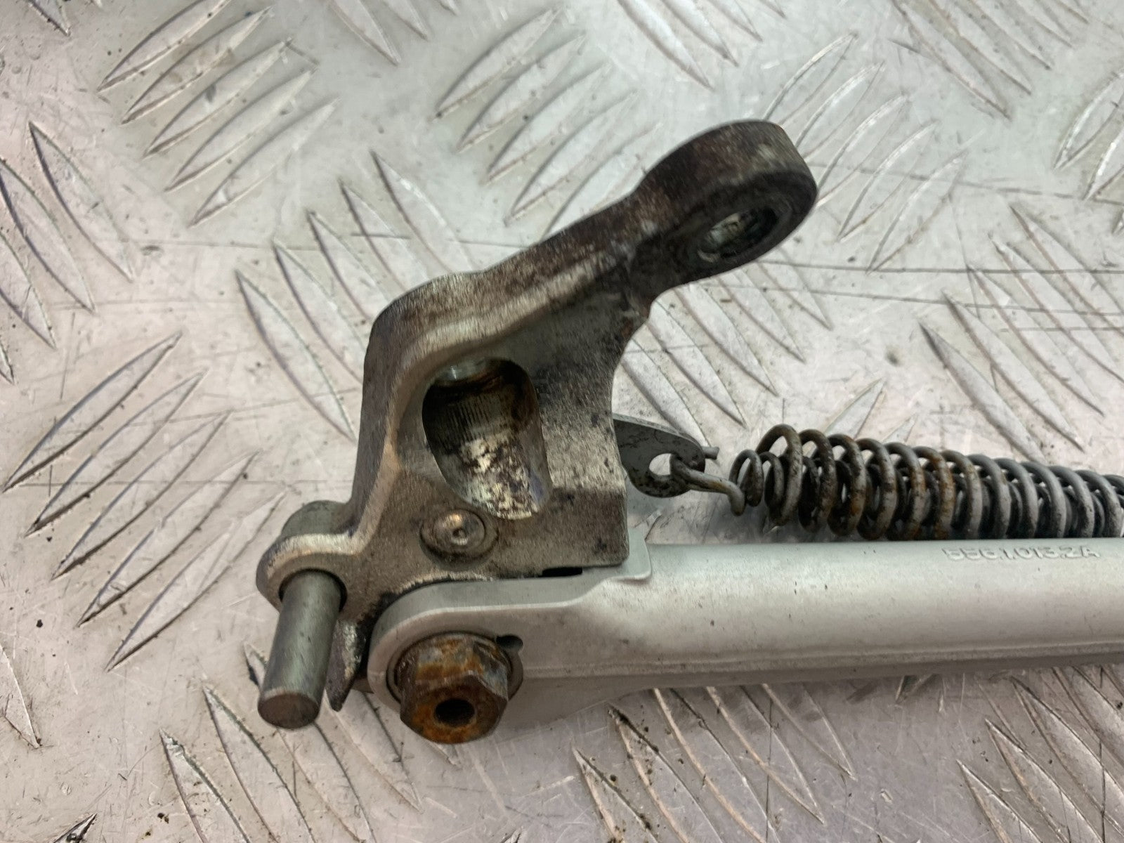DUCATI 996 SPS 748 916 998 SIDE STAND AND BRACKET   1999-2000 (CMB1209)