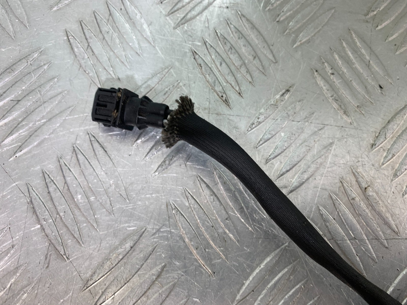 TRIUMPH 955i SPRINT ST IGNITION PICK UP YEAR 1999-2004