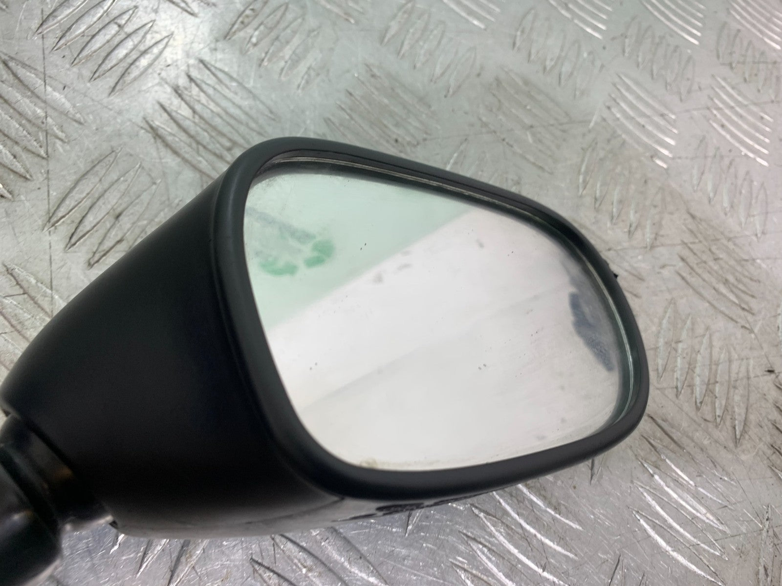 YAMAHA FZS1000 FAZER RIGHT MIRROR YEAR 2001-05 (CMB1275)