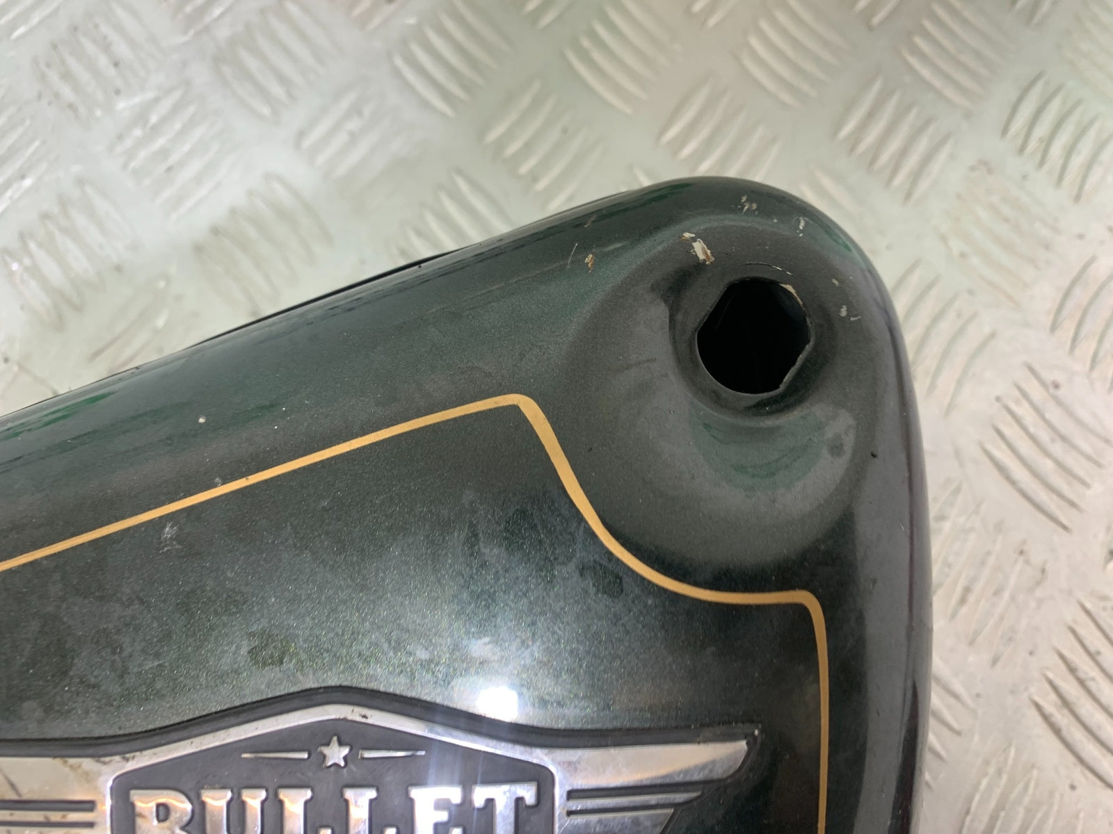 ROYAL ENFIELD BULLET 500 EFI RIGHT SEAT PANEL  YEAR 2008 - 2016 (CMB1153)
