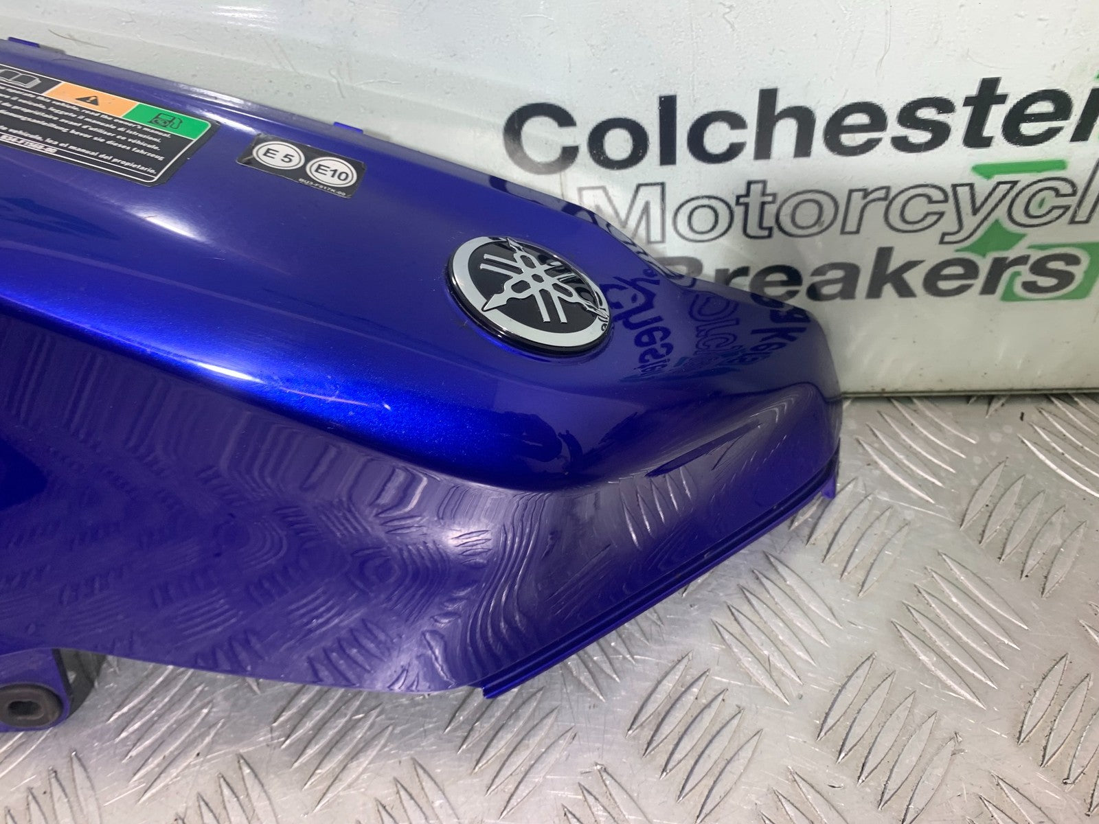YAMAHA YZF-R125 YZF 125 RIGHT TANK PANEL  YEAR 2019-2022 (CMB1263)