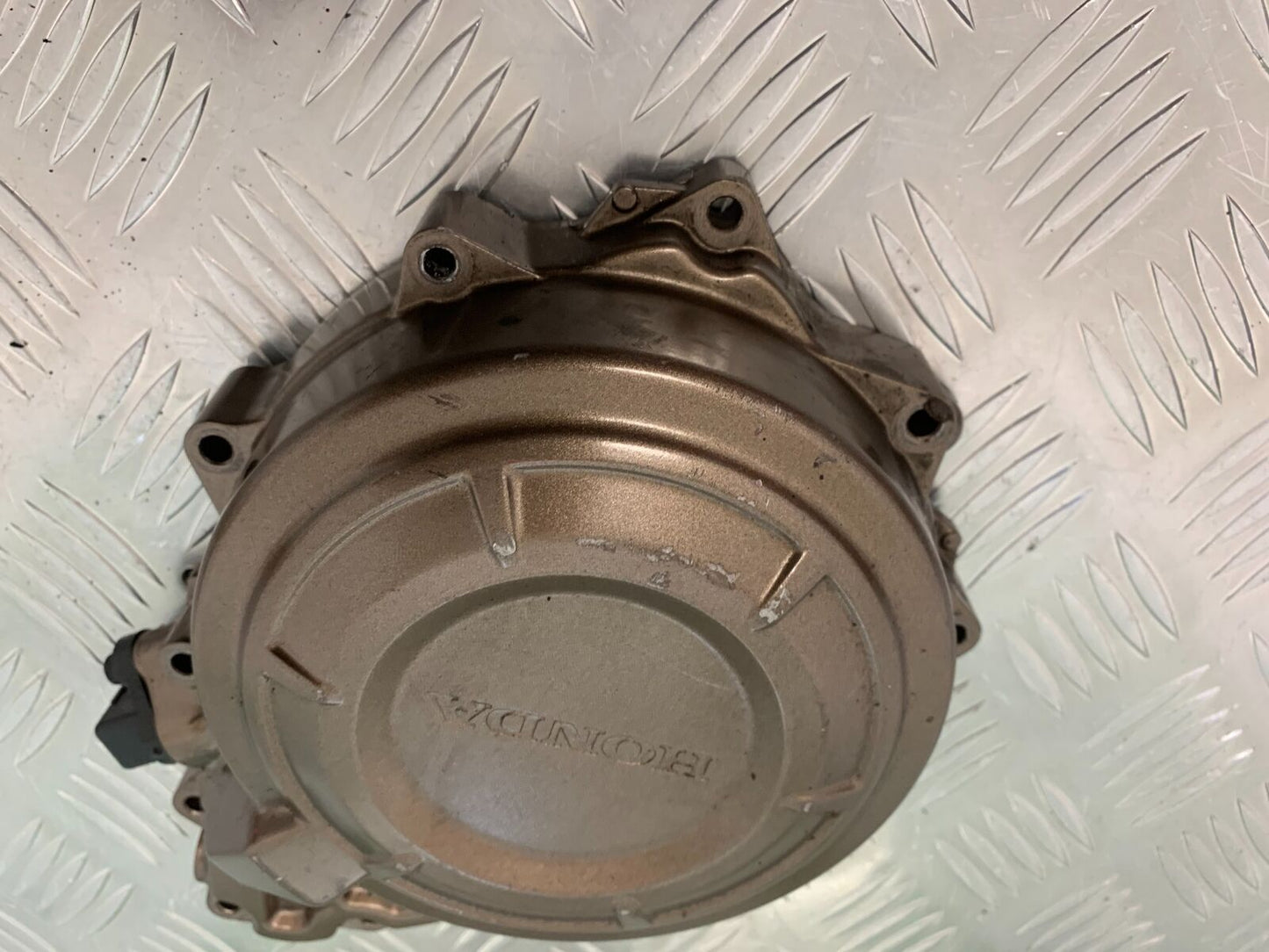 HONDA CB500 f CB500F ALTERNATOR COVER   YEAR 2022 (STOCK 951)