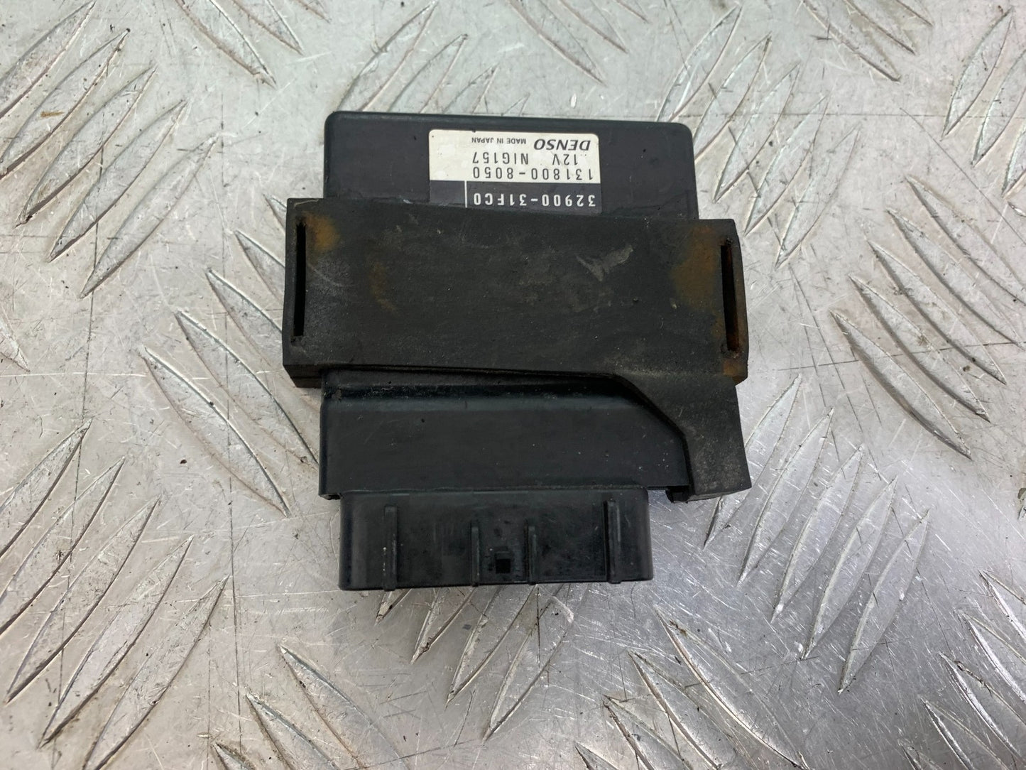 SUZUKI GSF1200 GSF 1200 BANDIT ECU  YEAR 2001-2004 (CMB1188)