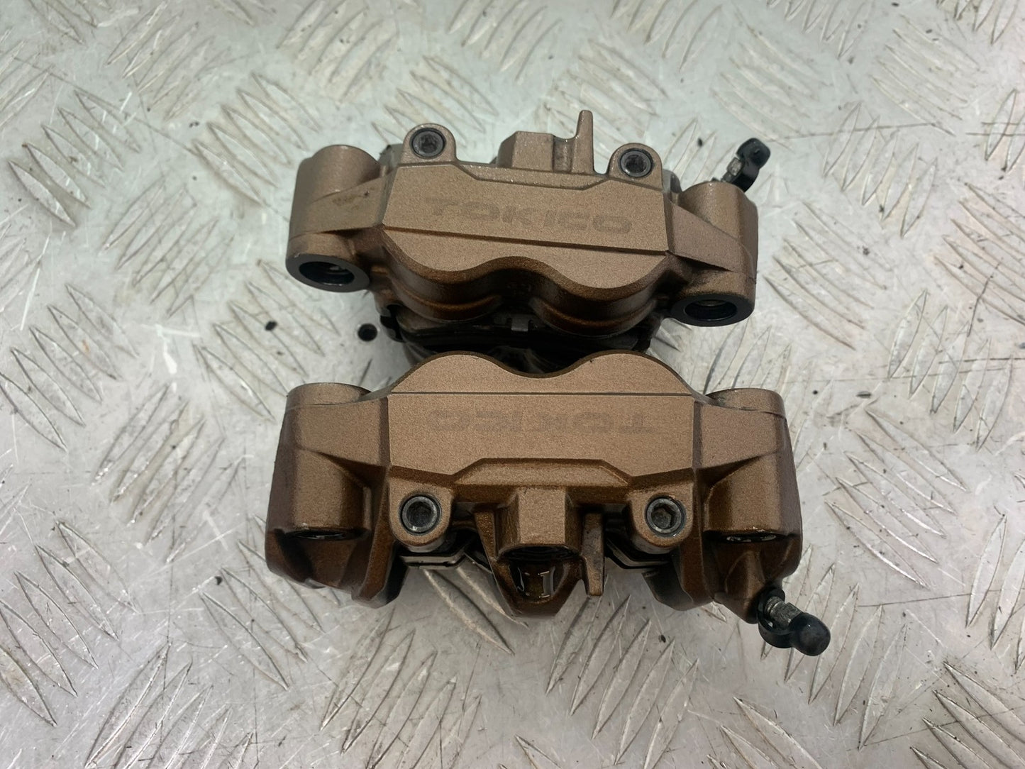 HONDA CBR1000 rr FIREBLADE FRONT BRAKE CALIPERS YEAR 2012-2016 (CMB1198)