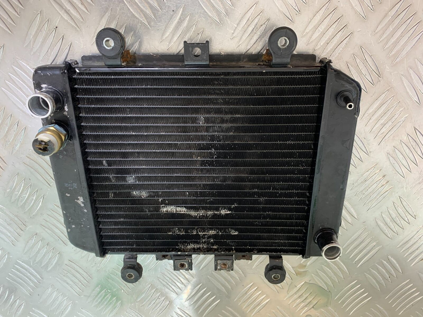 KAWASAKI ER5 ER 5 RADIATOR  YEAR 1997-2007 (CMB1003)