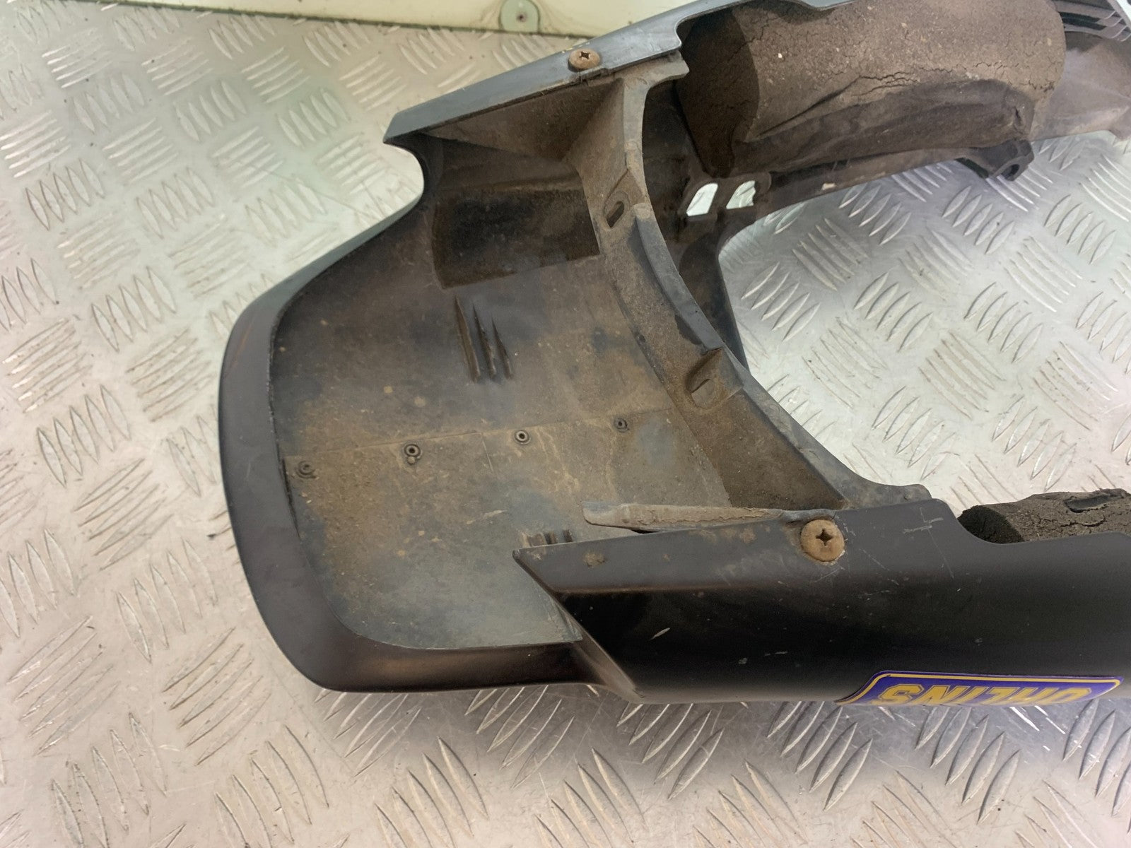 YAMAHA XJR1300 XJR 1300 TAIL PIECE YEAR 1999-2003 (CMB1119)
