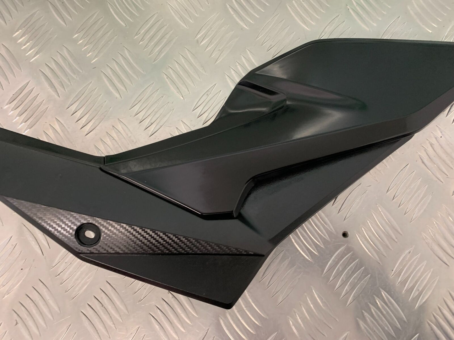 HONDA CB500 F CB500F RIGHT SEAT PANEL YEAR 2022 (STOCK 951)