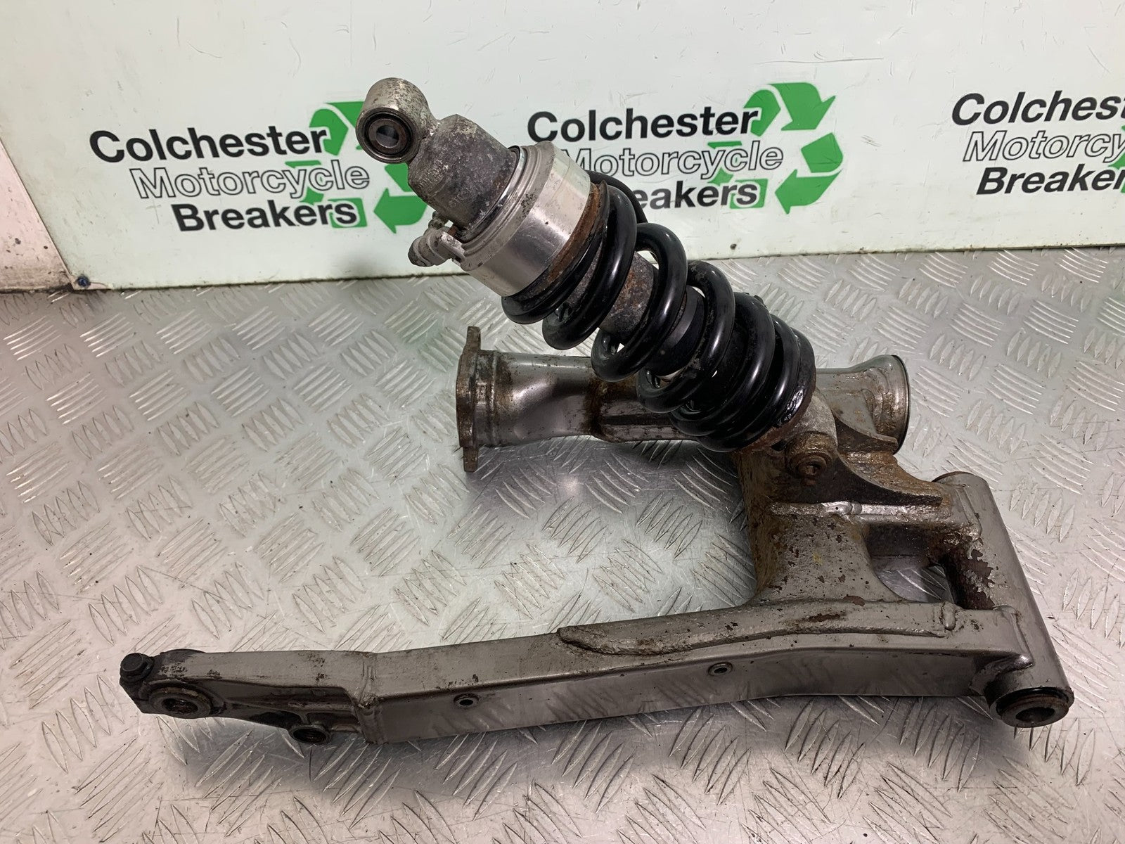 HONDA NT 700 V DEAUVILLE REAR SHOCK SWINGARM YEAR 2006-2010 (CMB1298)