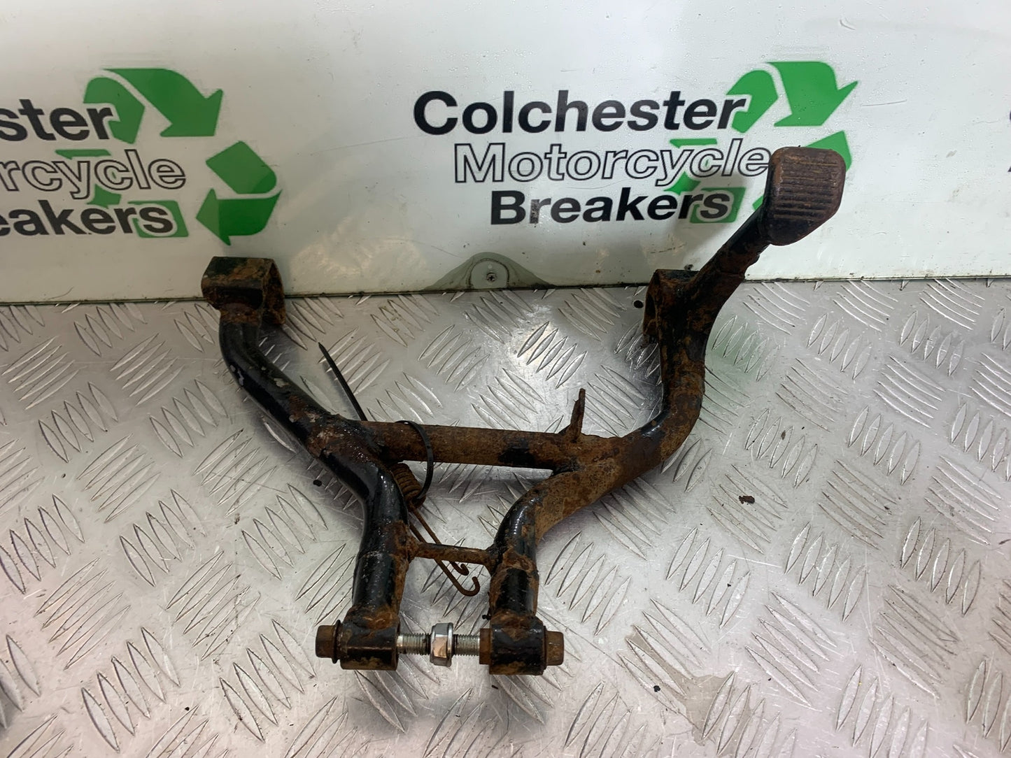 SUZUKI GSF1200  GSF 1200 BANDIT CENTER STAND  YEAR 1997-2000 (CMB1149)