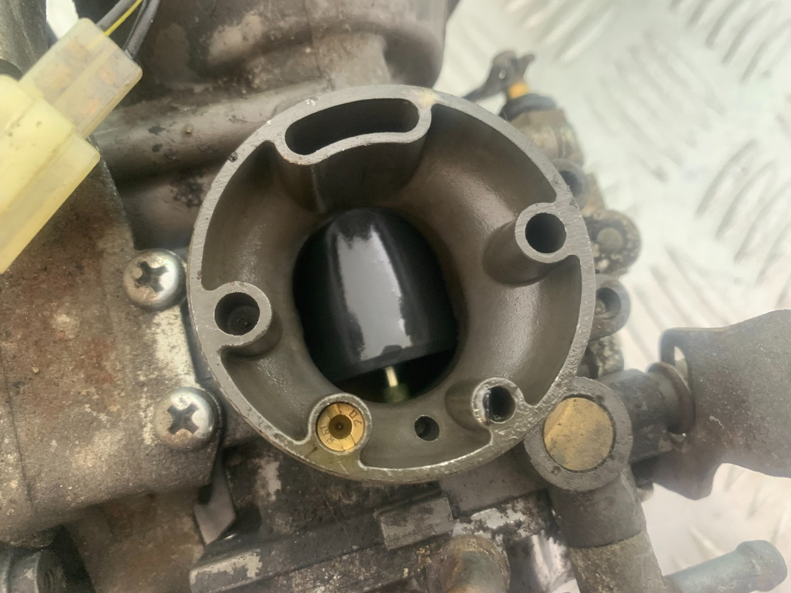 YAMAHA XV535 XV 535 VIRAGO CARBS  YEAR 1994-02 (CMB1139)