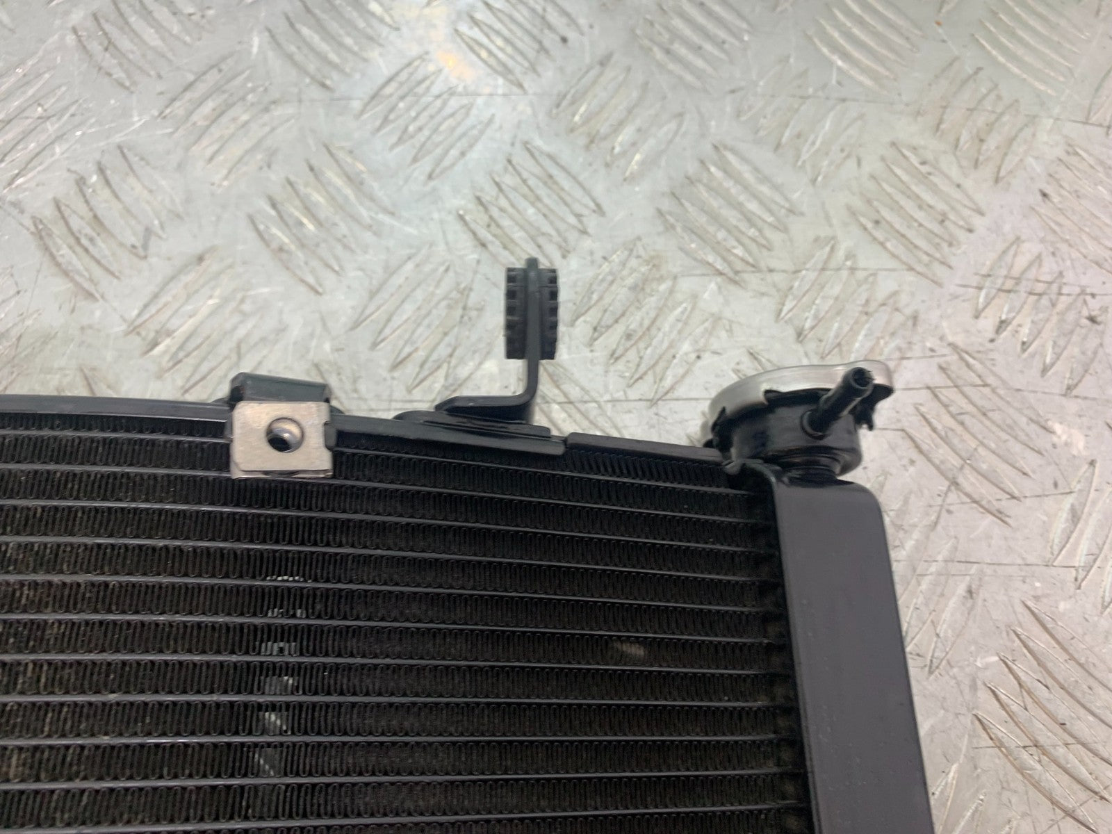 DUCATI 1198 S RADIATOR   YEAR 2009-2011 (CMB1219)