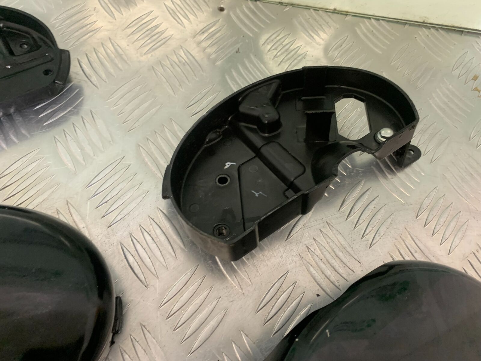 ROYAL ENFIELD 350 CLASSIC LEFT AND RIGHT SIDE COVERS YEAR 2022 (STOCK 967)