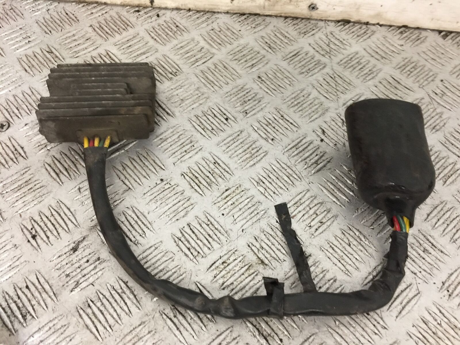 HONDA VT750 SHADOW PHANTOM REGULATOR  YEAR 2014 (STOCK 761)