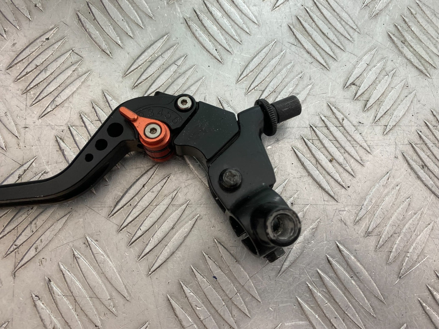 KTM DUKE 390 CLUTCH LEVER AND BRACKET   YEAR 2017- 2023 (CMB1314)