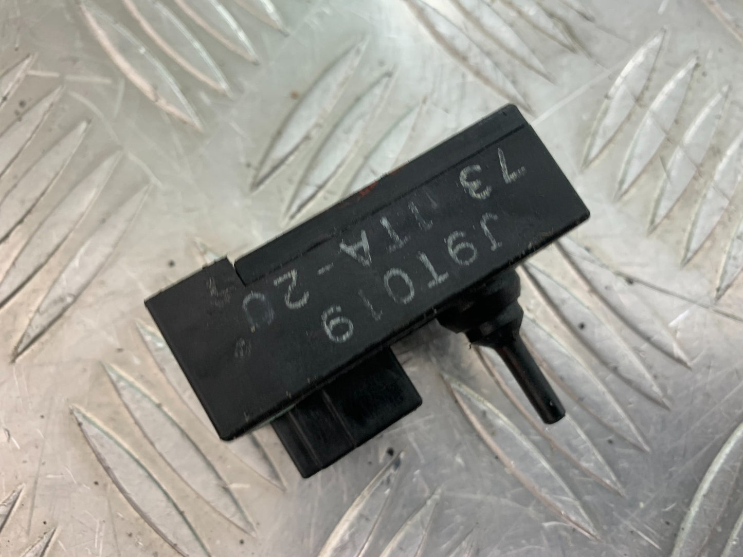 YAMAHA XV1100 XV 1100 VIRAGO BOOST SENSOR RELAY 1990-1999 (CMB1190)