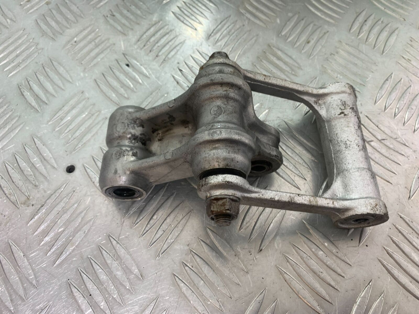 HONDA VFR400 VFR 400 NC21 REAR SHOCK LINKAGE  YEAR 1986-87 (CMB1043)