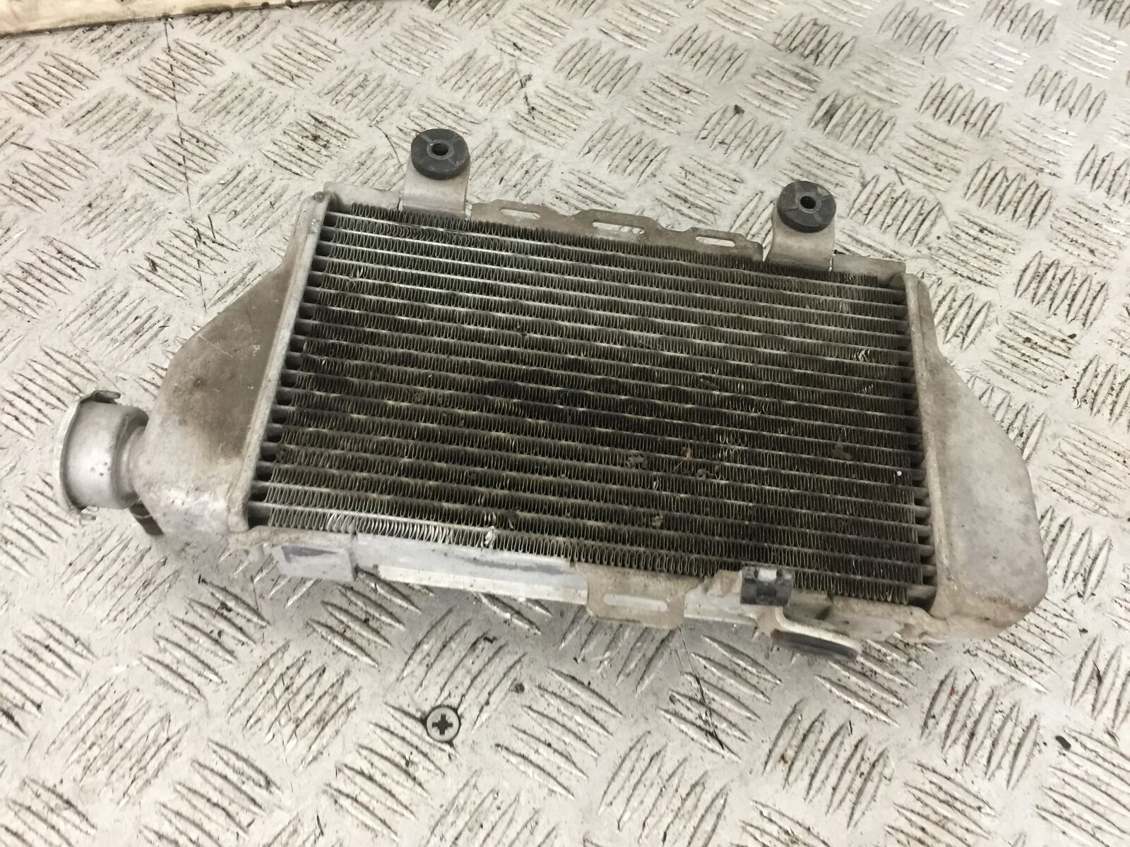 HONDA CRF1000 CRF 1000 AFRICA TWIN RIGHT RADIATOR   2019 (STOCK 759)