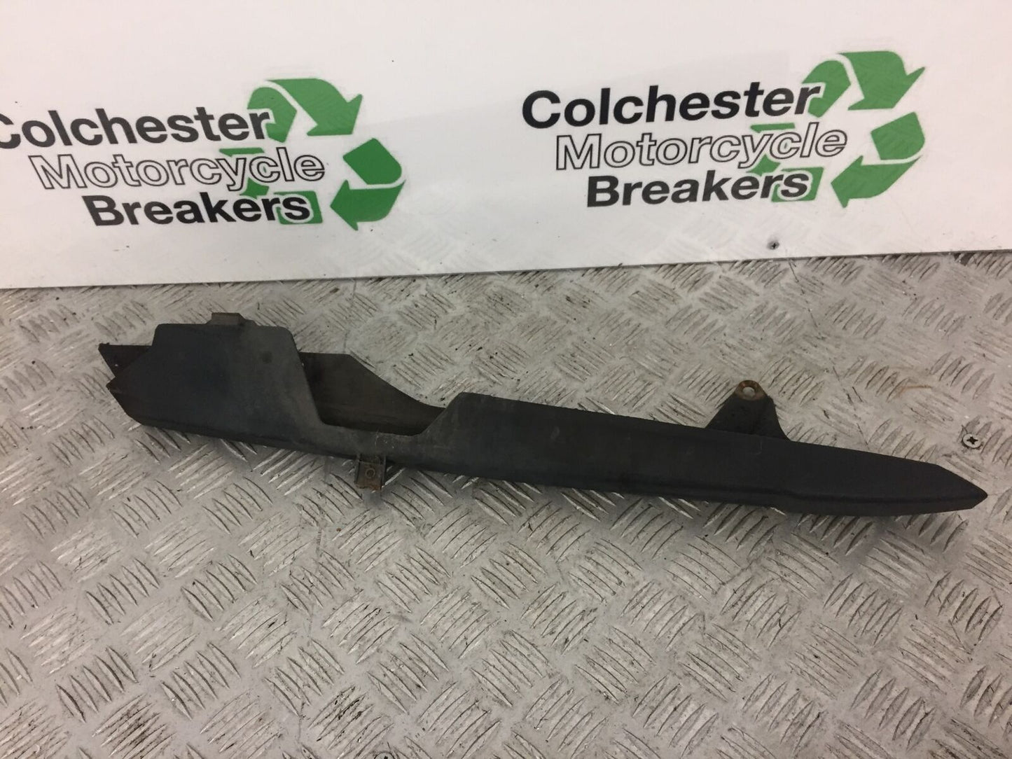 HONDA CBF125 CBF 125 CHAIN GUARD  YEAR 2008 - 2012