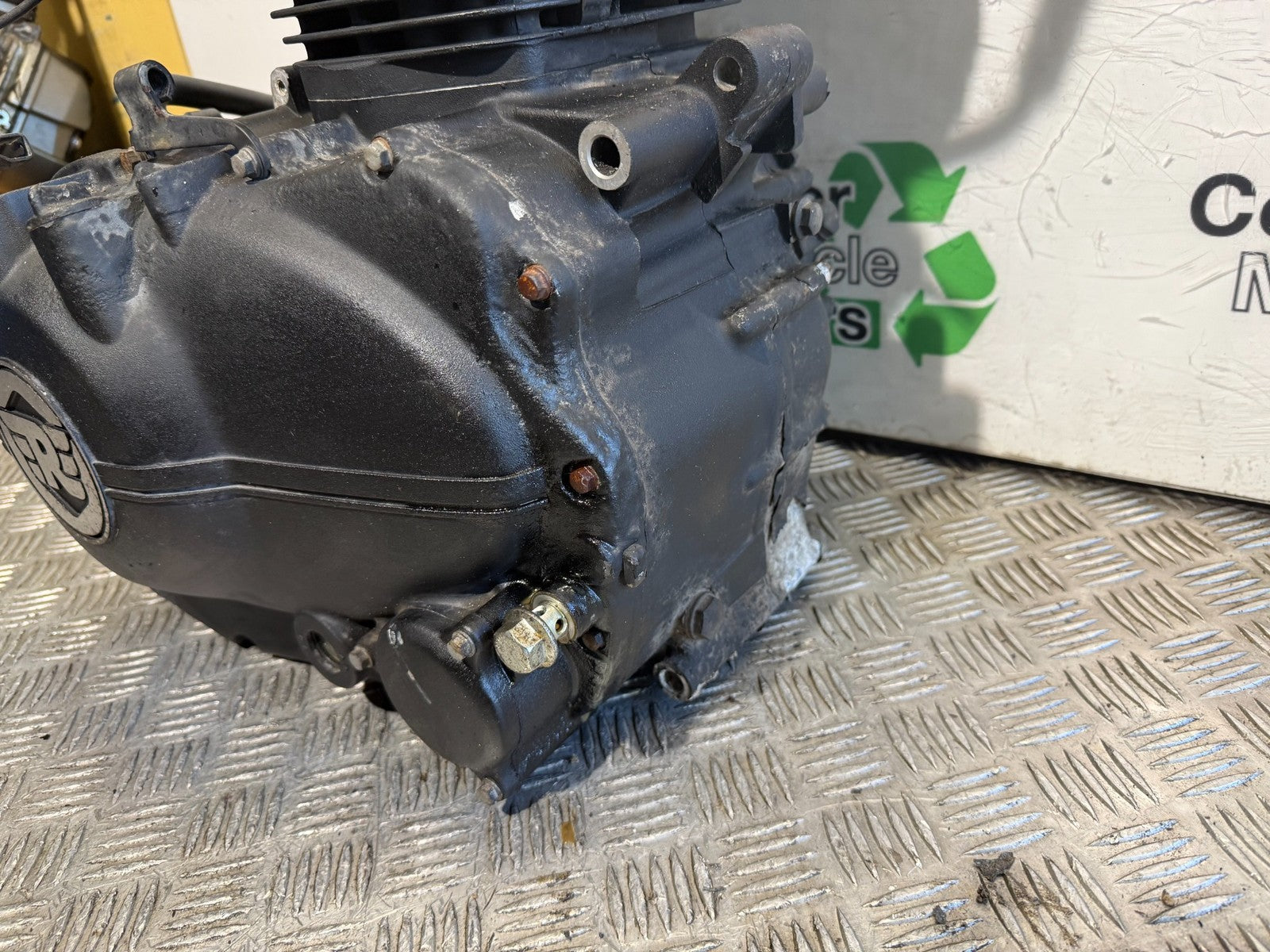 ROYAL ENFIELD HIMALAYAN 411 ENGINE YEAR 2018-2023 (CMB1279)