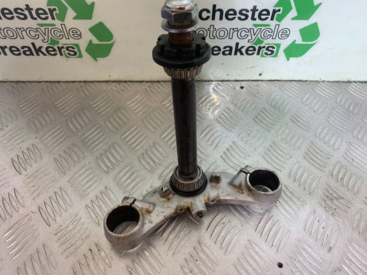 KAWASAKI Z750 ZR750 ZR-7S BOTTOM YOKE  YEAR 1999-05 (CMB1135)