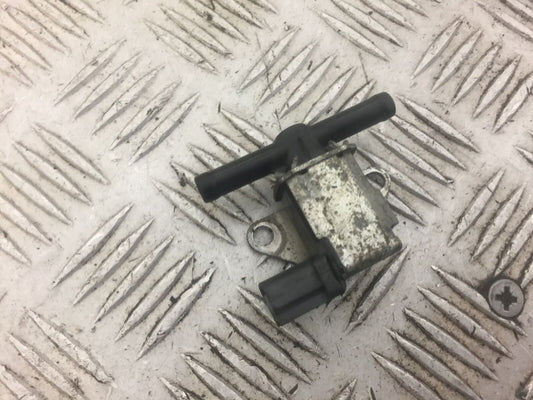 HONDA CBR 500 R  CBR500 R AIR VALVE  YEAR 2017  (STOCK 521)