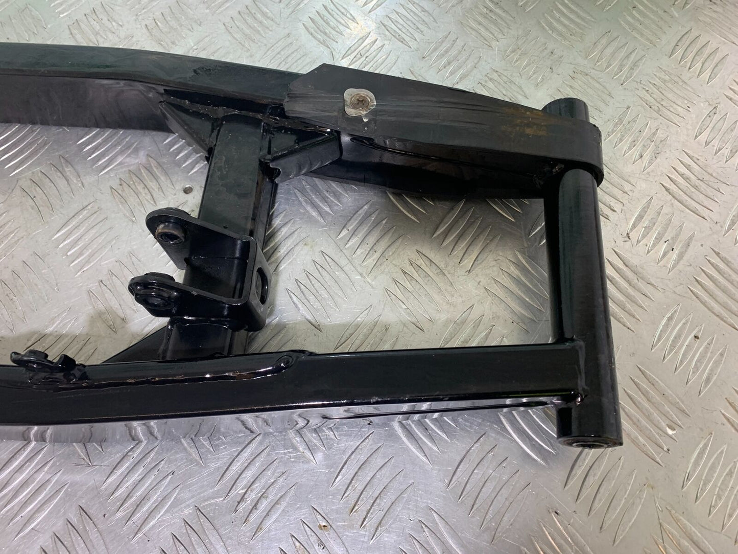 BENELLI BN125 BN 125 SWINGARM  YEAR 2018-2021 (CMB1080)