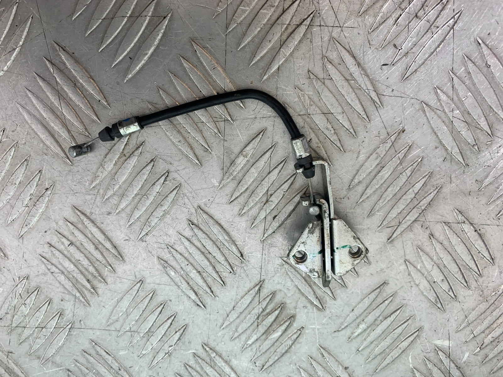 KAWASAKI Z125 Z 125 SEAT CATCH AND CABLE  YEAR  2018-2023 (CMB1167)