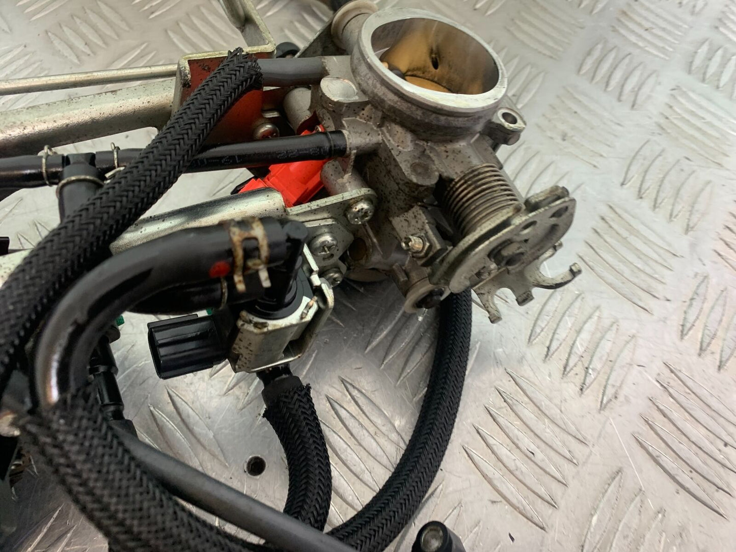 SUZUKI DL 650 V-STROM THROTTLE BODIES  YEAR 2020 (CMB1117)