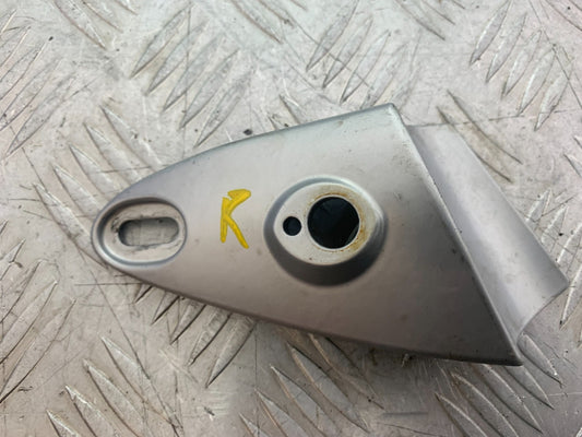 BMW R850 R R850R RIGHT INDICATOR BRACKET  YEAR 1994-2002 (CMB1170)