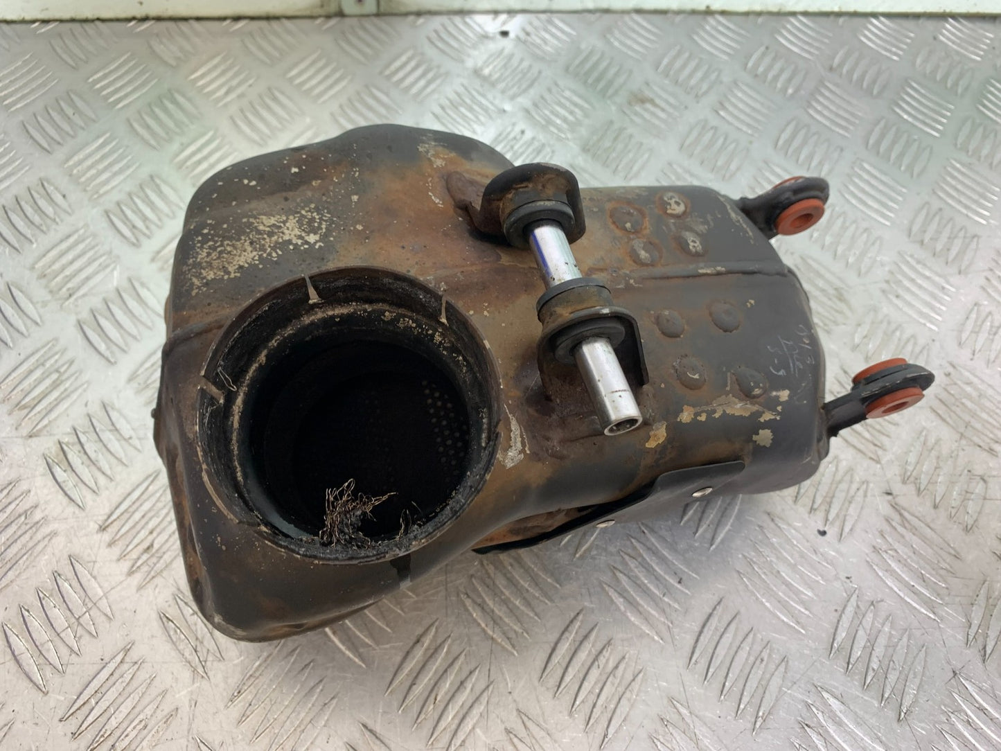 KTM DUKE 125 EXHAUST COLLECTOR BOX   YEAR 2017-2022 (CMB1274)
