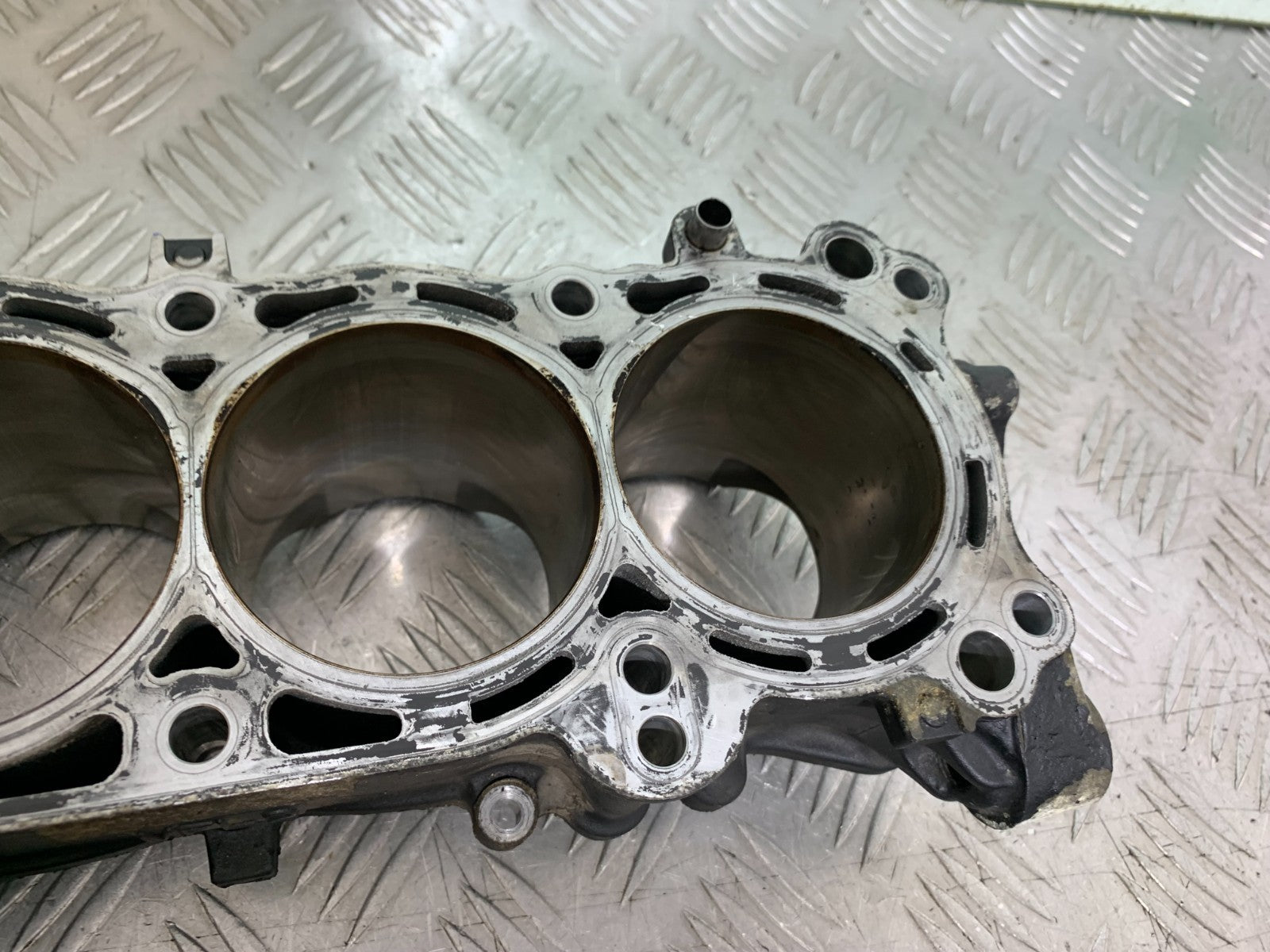 HONDA CBR1000 RR BARRELS AND PISTONS  YEAR 2008-2011  (CMB1330)