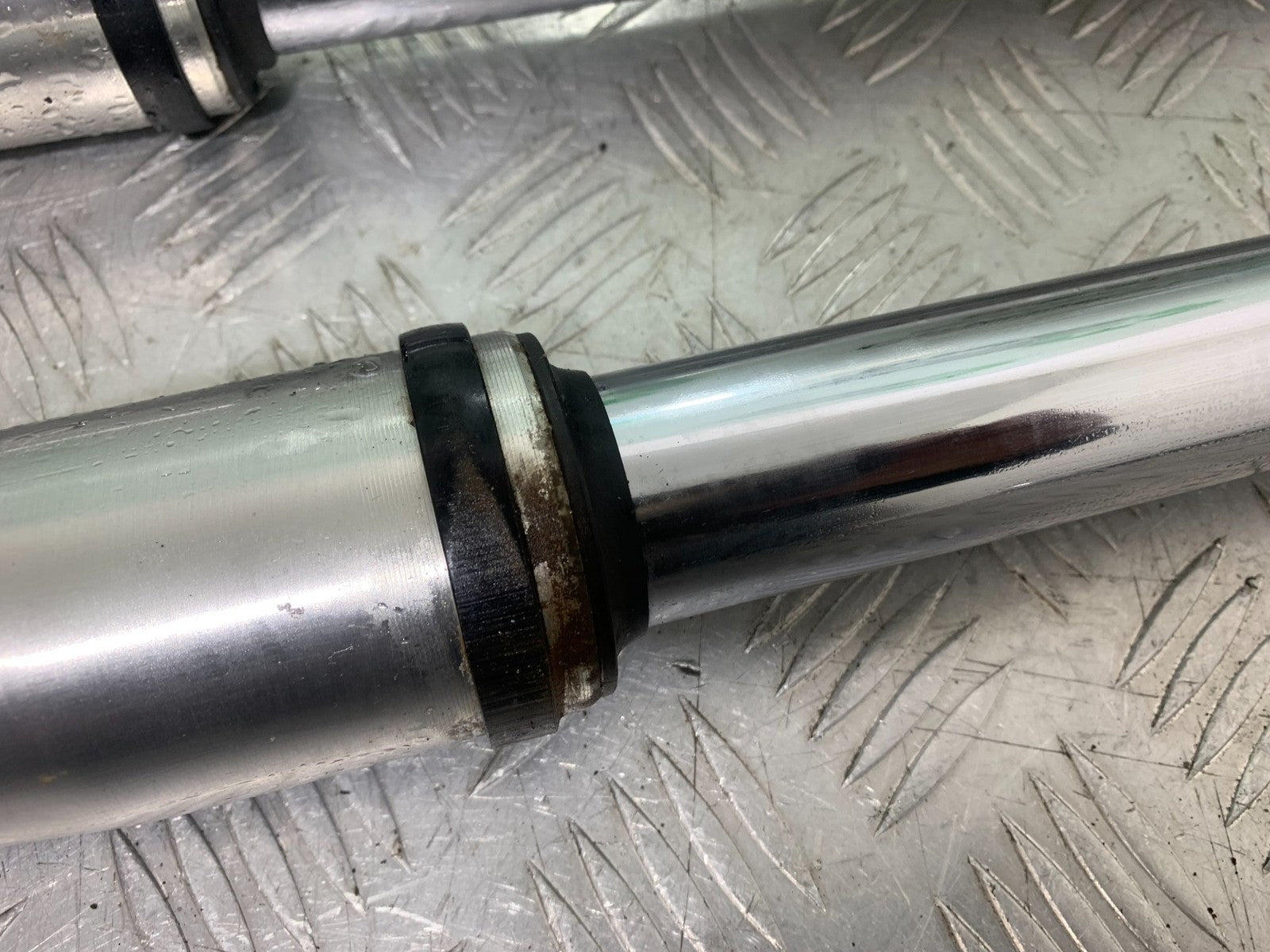 HONDA VT750 SHADOW FORKS  YEAR 2003-2004 (CMB1265)