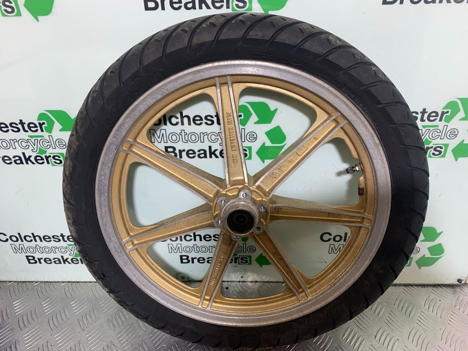 YAMAHA XS1100 MIDNIGHT SPECIAL FRONT WHEEL  YEAR 1980-1982 (CMB1122)