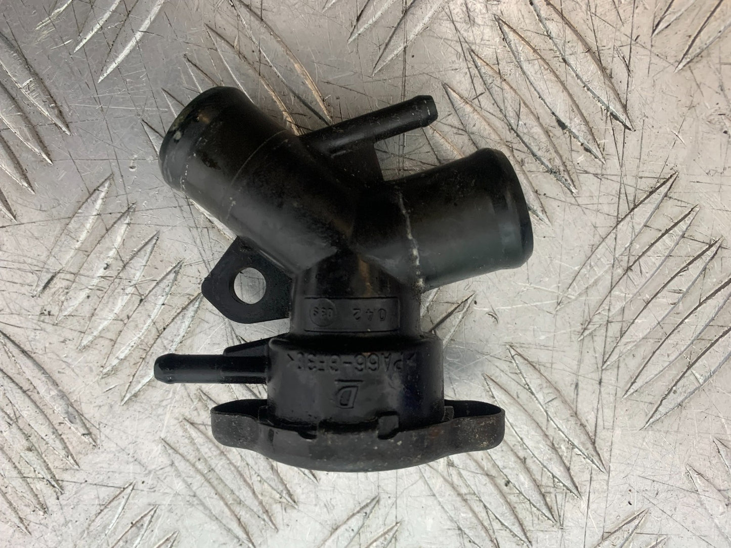 KAWASAKI Z1000 SX RADIATOR HOUSING  YEAR 2014-16 (CMB1264)