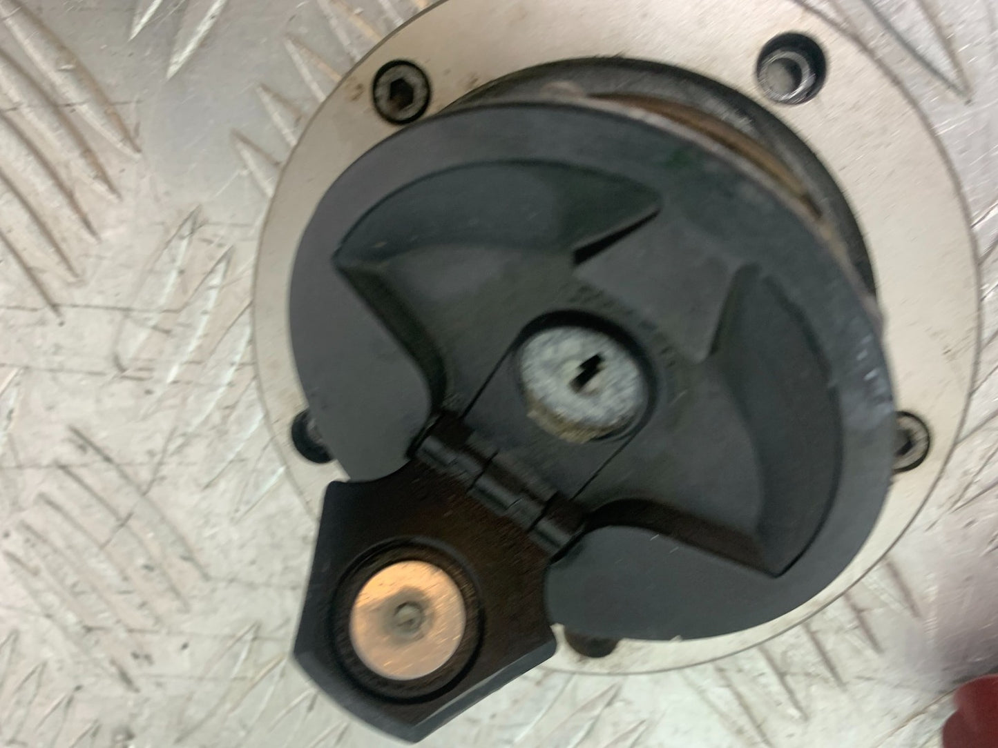 KAWASAKI ER6 F ER6F LOCKS AND KEYS    YEAR 2005-2008 (CMB1277)
