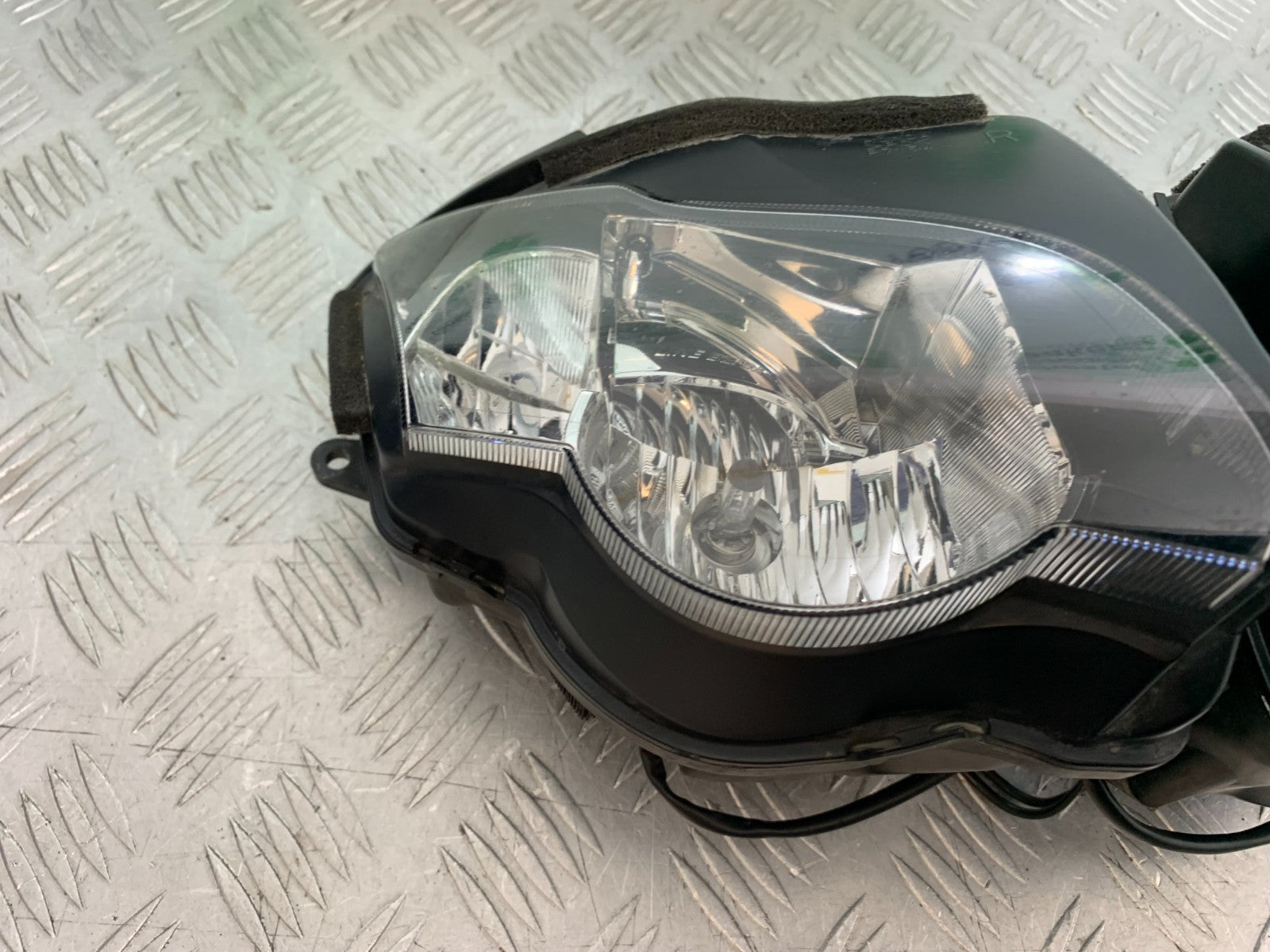 HONDA CBR1000 RR HEADLIGHT  YEAR 2008-2011 (CMB1330)