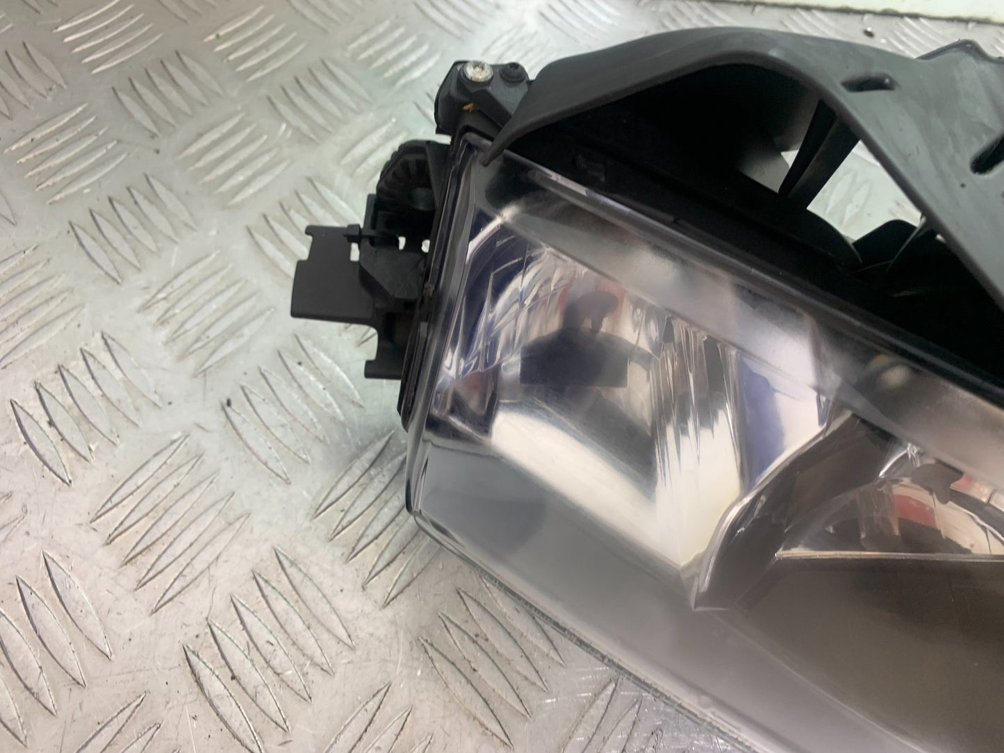 DUCATI 1299 PANIGALE HEADLIGHT  YEAR 2016 (CMB 1187)