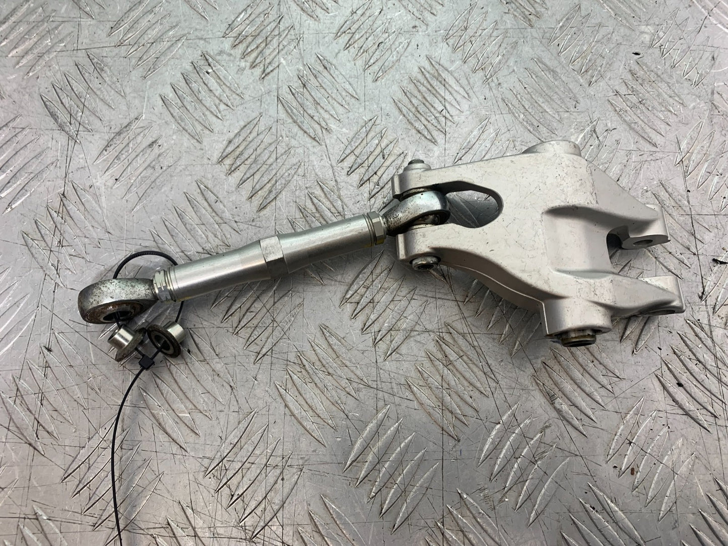 DUCATI 1198 S REAR SHOCK LINKAGE   YEAR 2009-2011 (CMB1219)