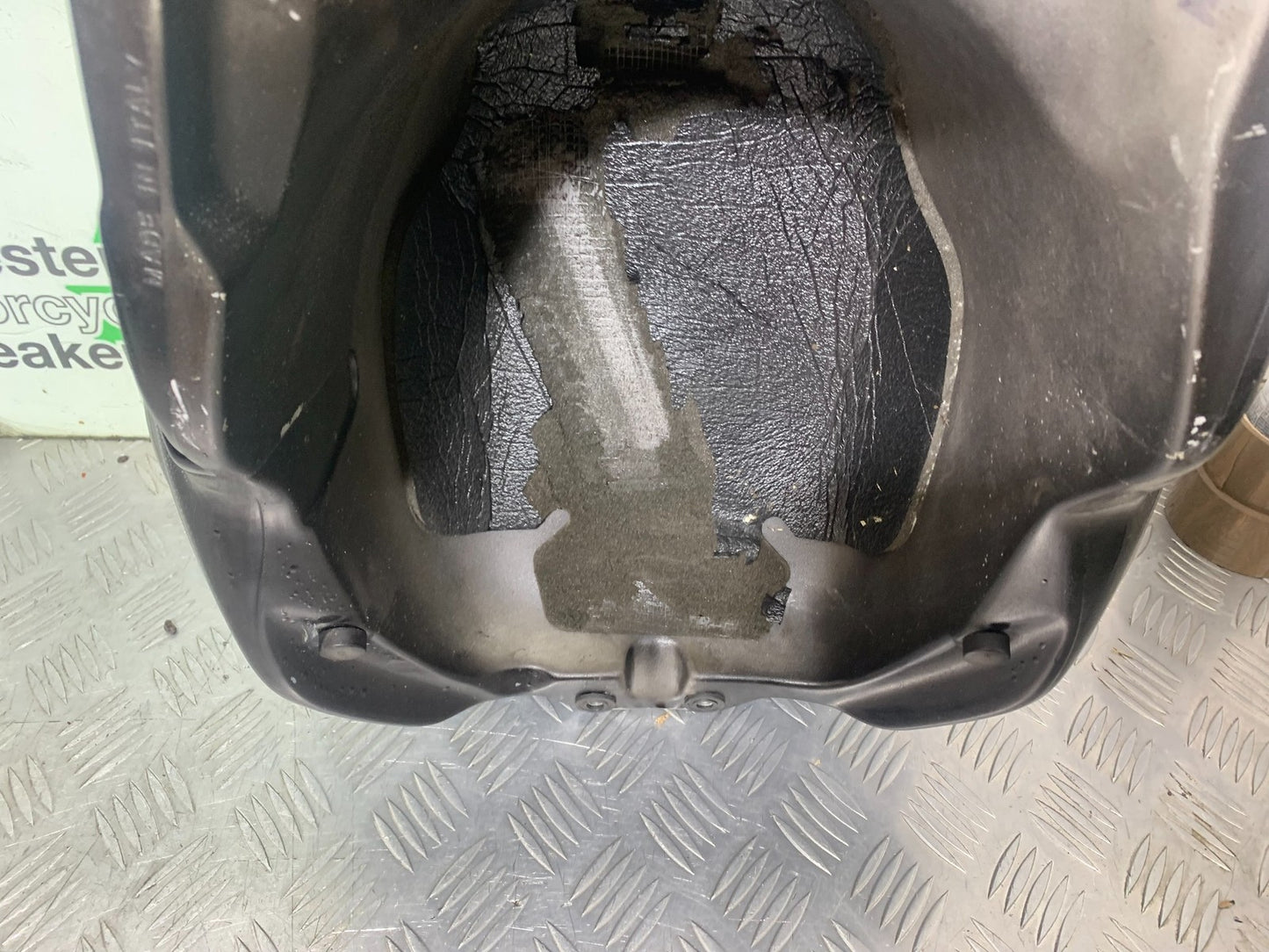 APRILIA RSV1000 R FACTORY PETROL TANK   2004-09 (CMB1203)