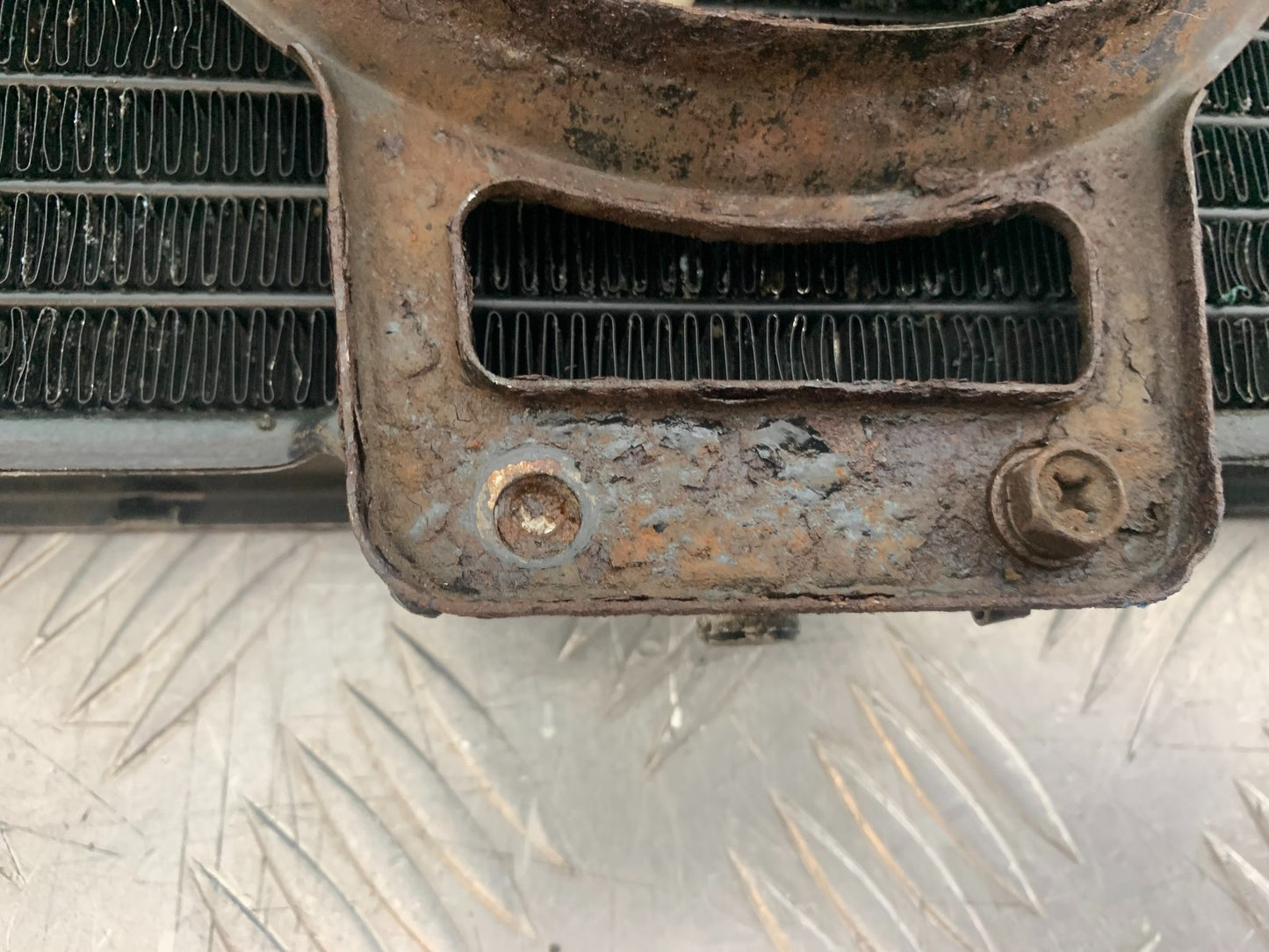 KAWASAKI GPZ600 GPZ 600 RADIATOR AND FAN  YEAR 1988-90 (CMB1258)