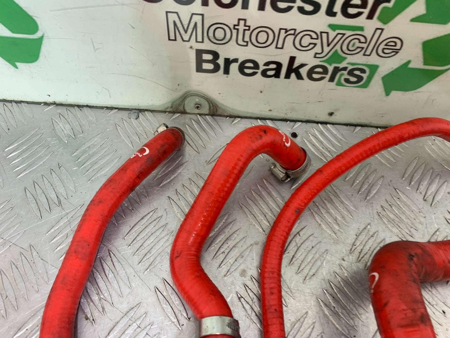 APRILIA RSV1000 R FACTORY MILLE AS3 SILICONE HOSES   2004-09 (CMB1203)