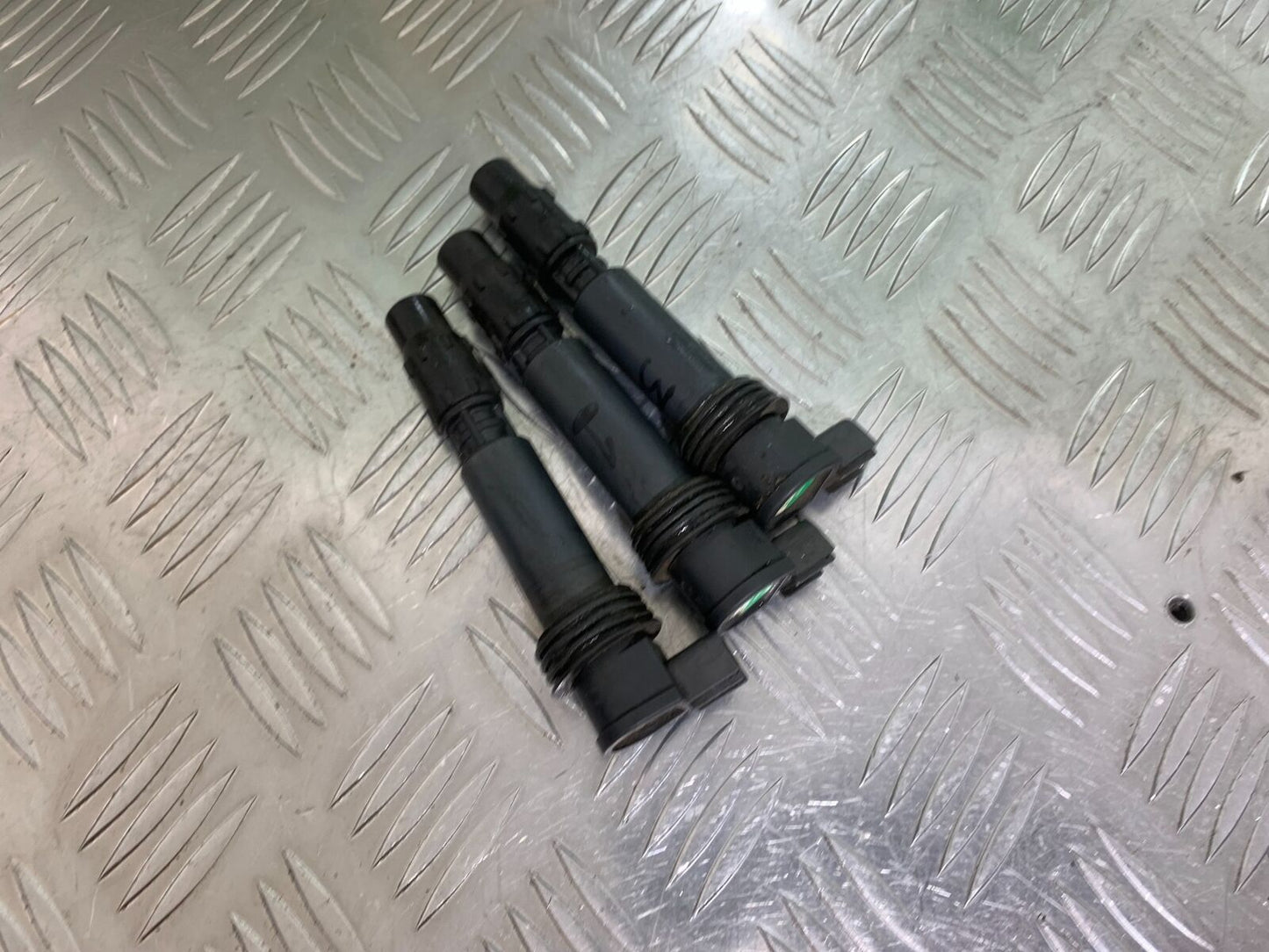 TRIUMPH 675 STREET TRIPLE COILS   YEAR 2008 (STOCK 984)