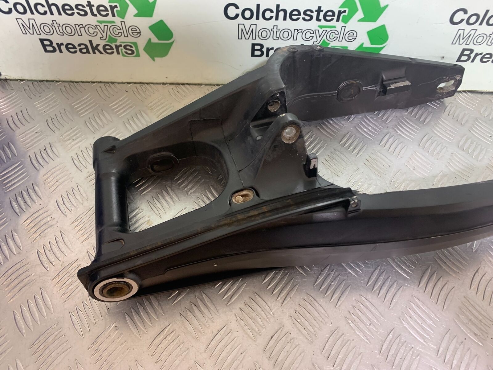 HONDA CBR650 F CBR 650F SWINGARM  YEAR 2014-17  (CMB1130)