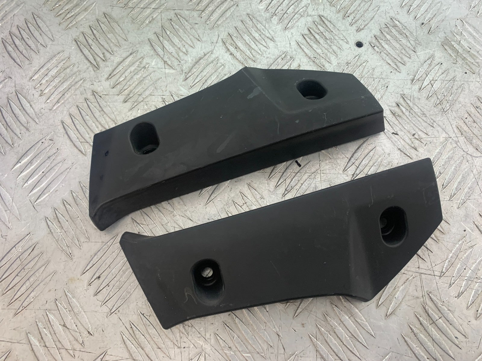 SUZUKI GSR600 GSR 600 LEFT & RIGHT RADIATOR COVERS    2006-2010 (CMB1177)