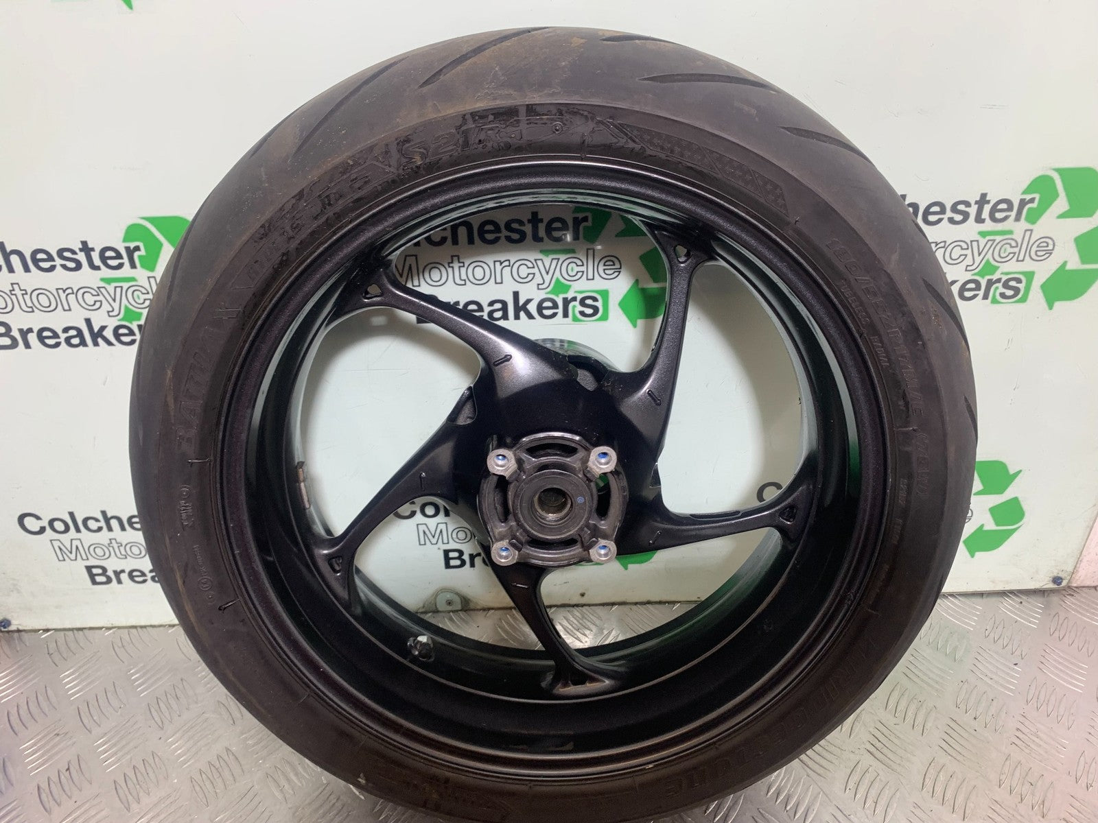 TRIUMPH 675 STREET TRIPLE REAR WHEEL  2013-2016 (CMB1186)