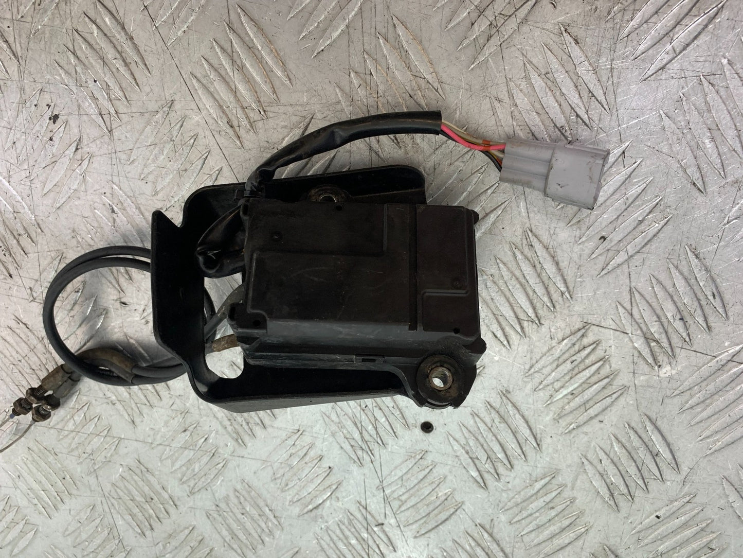 SUZUKI DL1000 V-STROM EXHAUST SERVO MOTOR  YEAR 2014-2019 (CMB1325)