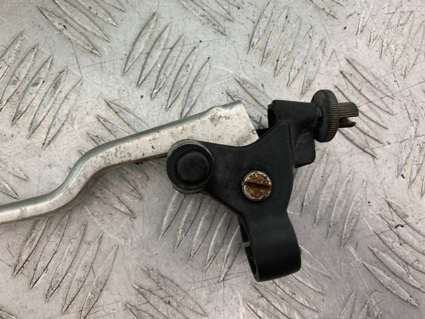 HONDA CBF600 CBF 600 CLUTCH LEVER AND BRACKET   YEAR 2004-07  (CMB1305)