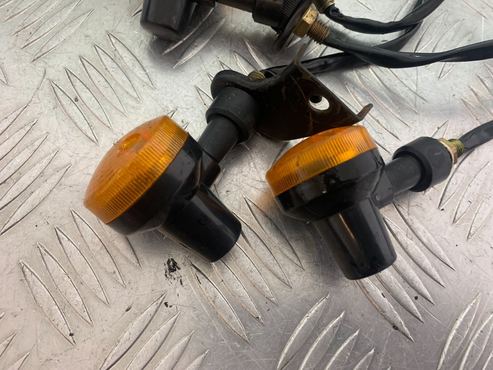HERALD CLASSIC 125 FRONT AND REAR INDICATORS  YEAR 2014 (CMB1058)