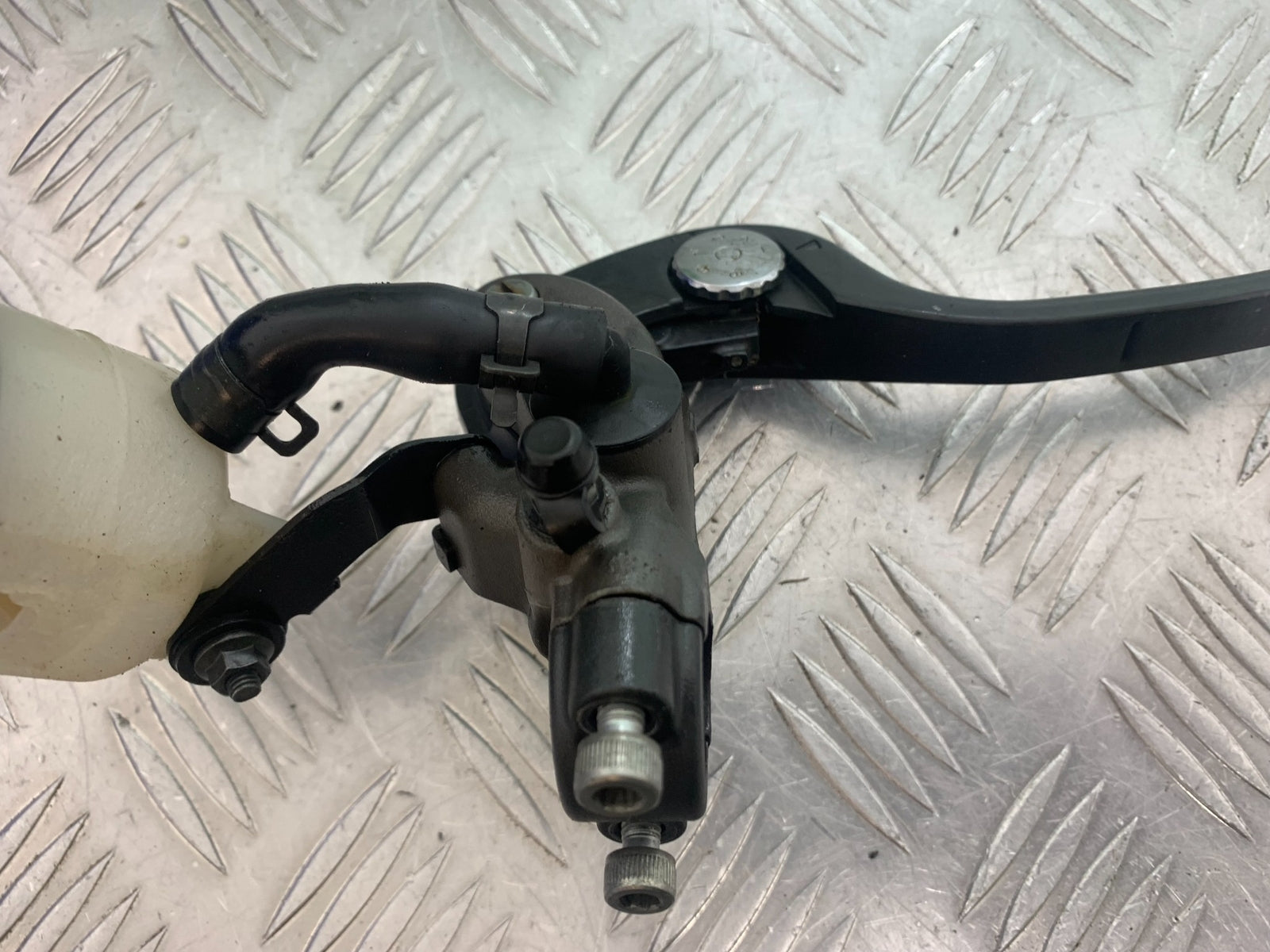 KAWASAKI ZX6R FRONT BRAKE MASTER CYLINDER YEAR 2009-2012 (CMB1136)