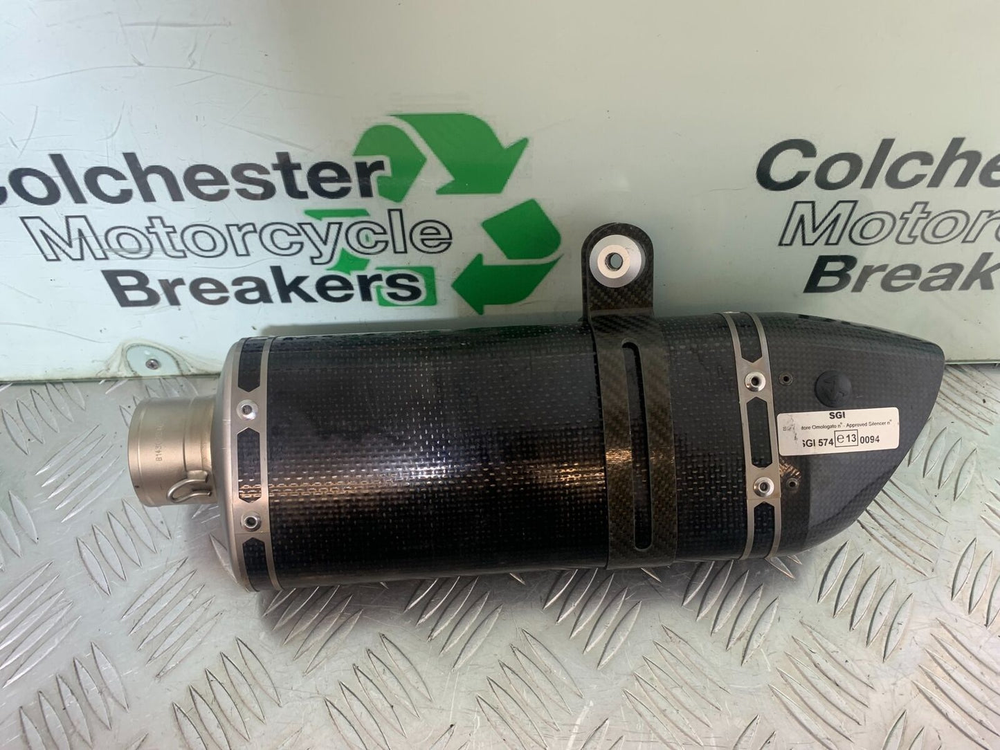 YAMAHA XSR900 XSR 900 AKRAPOVIC CARBON CAN    YEAR 2021-2022 (CMB1073)